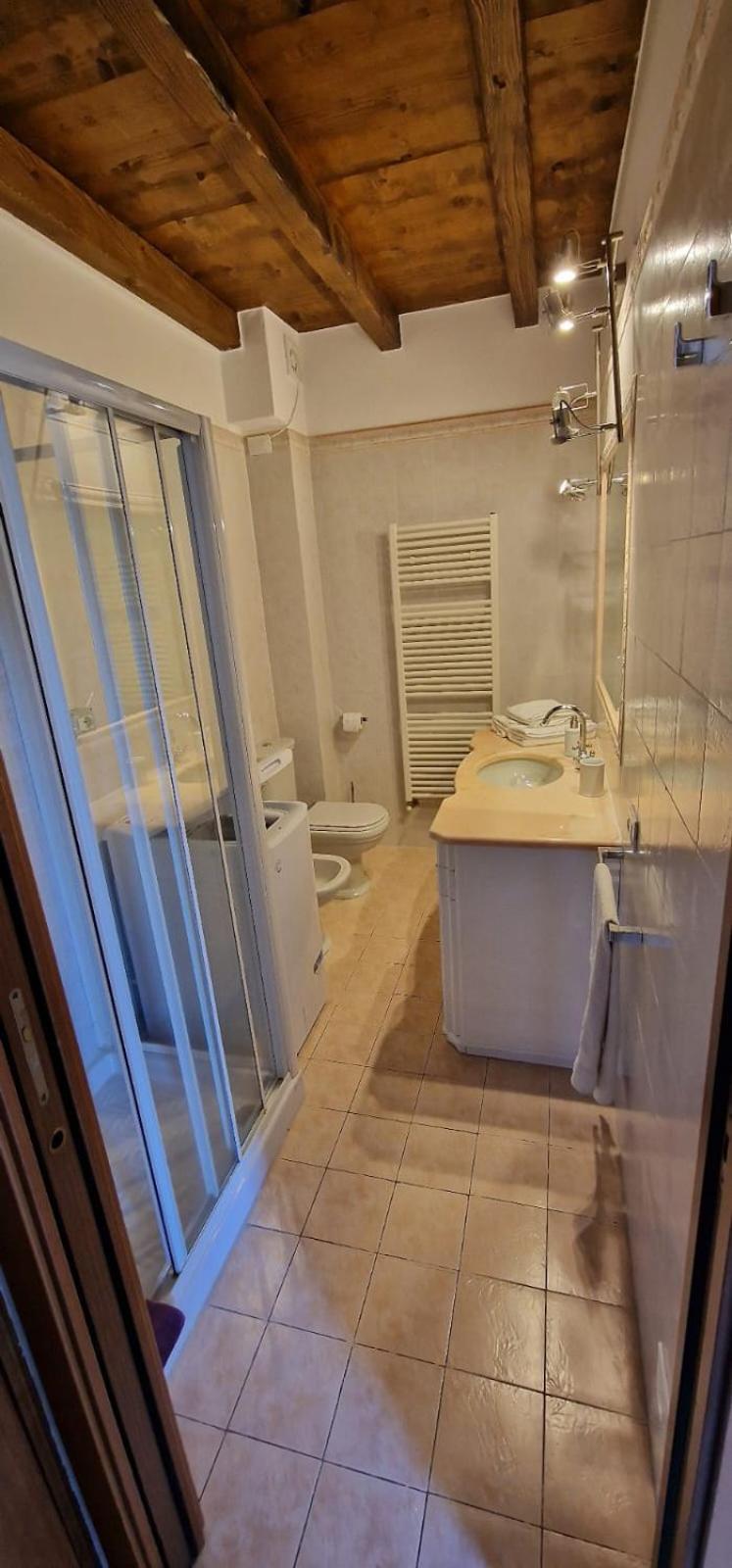 Al Poertec Apartment Sotto il Monte Ngoại thất bức ảnh